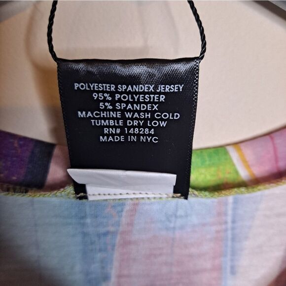 Terez | Surf’s Up Surfboard Print Tank Top XL - Picture 3 of 4